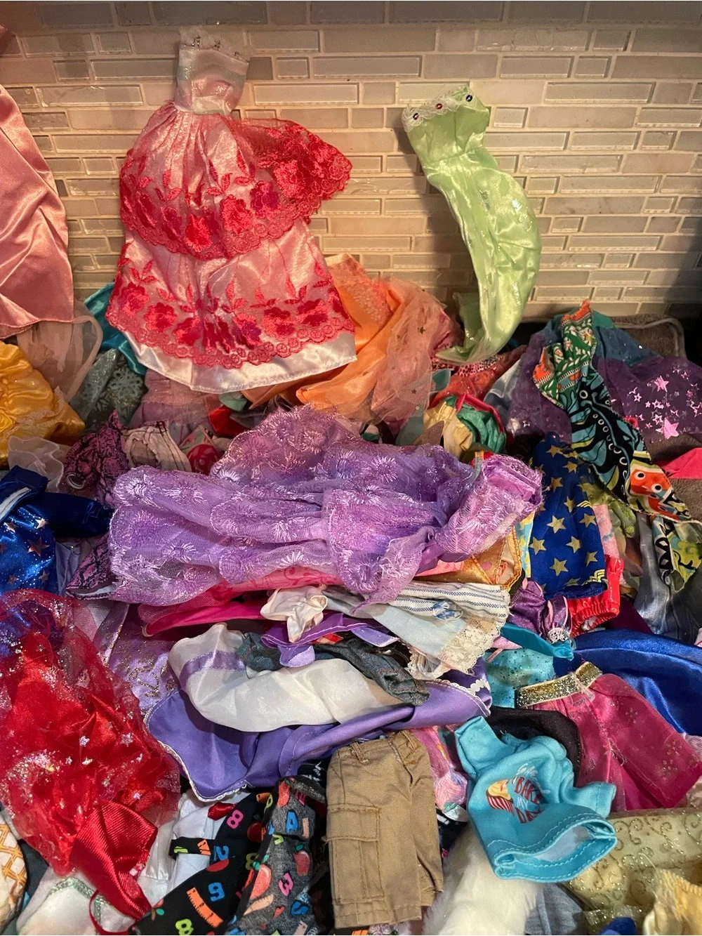 Barbie Doll Clothes Dresses Mixed Lot Of 168 Pieces